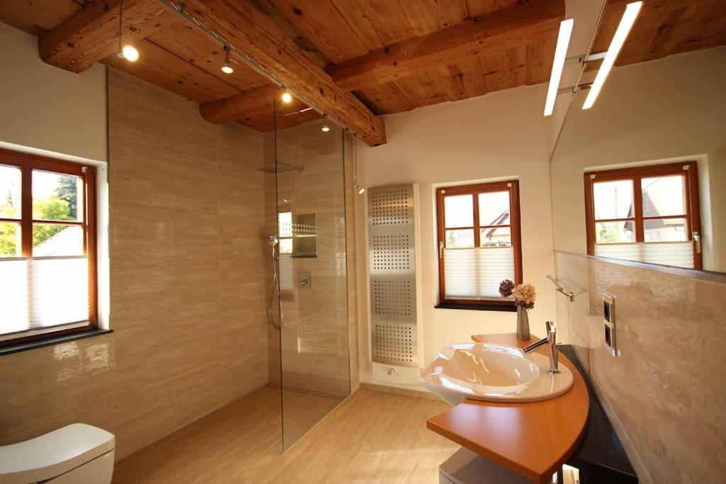 Komfort-Ferienwohnung "Zur Schmiedebruecke" Großschönau エクステリア 写真
