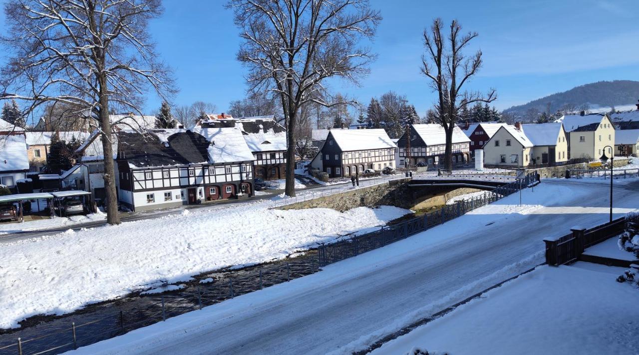 Komfort-Ferienwohnung "Zur Schmiedebruecke" Großschönau エクステリア 写真